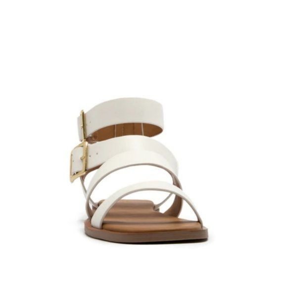 !! NEW !! Strappy Gladiator Sandals in White - Picture 5 of 10